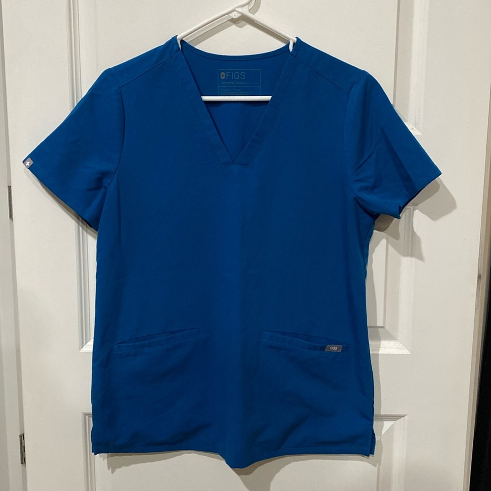 Figs Casma Three-Pocket Scrub Top
